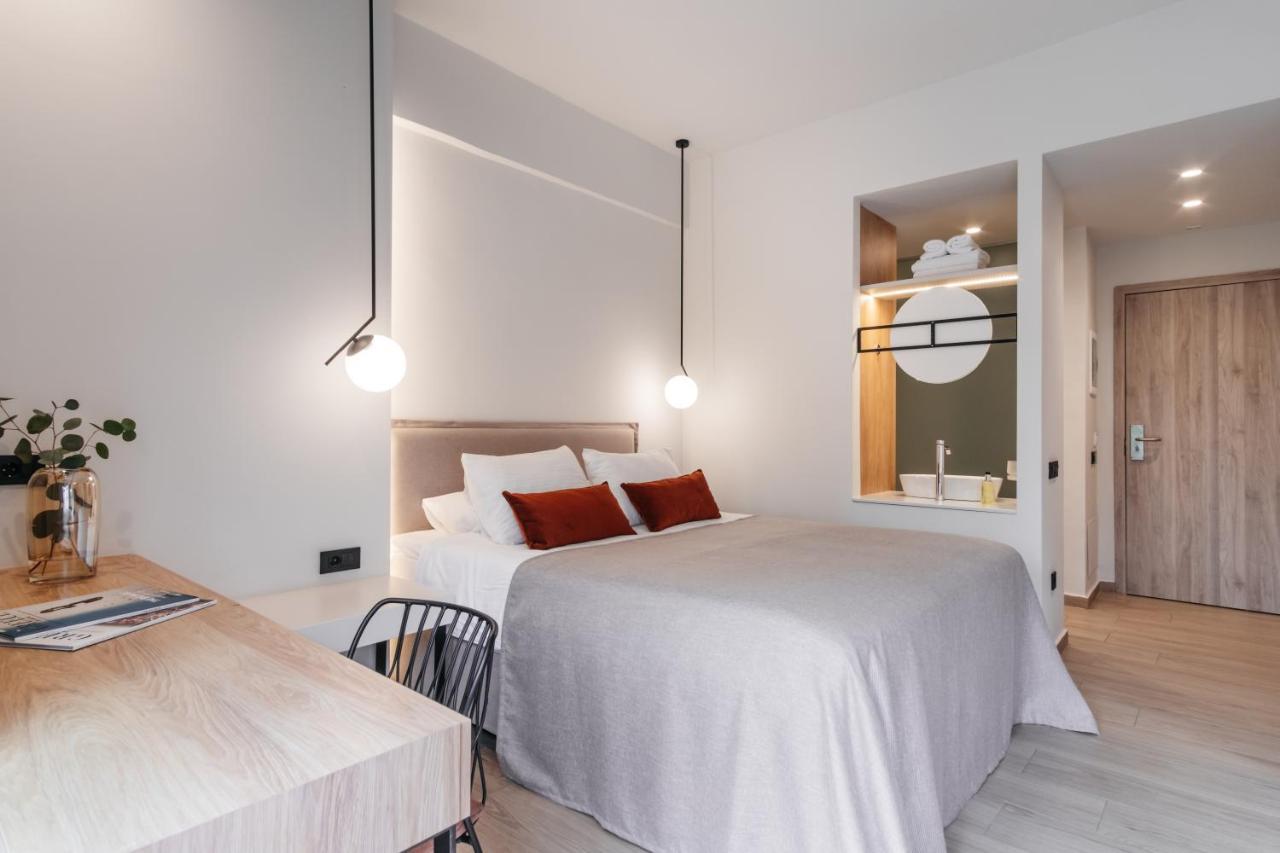 The City Hotel & Suites (Adults Only) ريثيمنو المظهر الخارجي الصورة