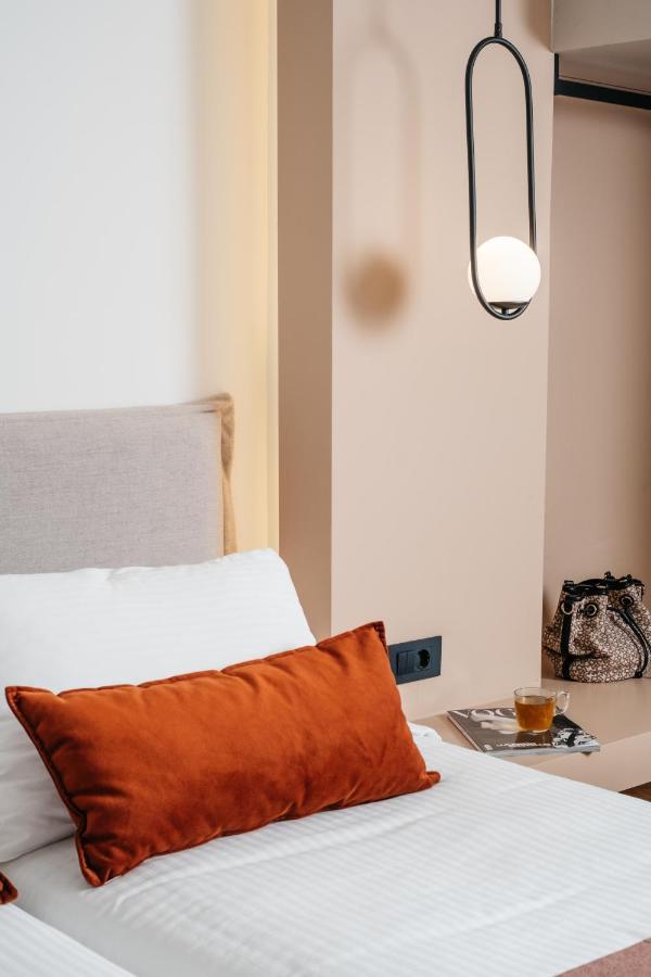 The City Hotel & Suites (Adults Only) ريثيمنو المظهر الخارجي الصورة